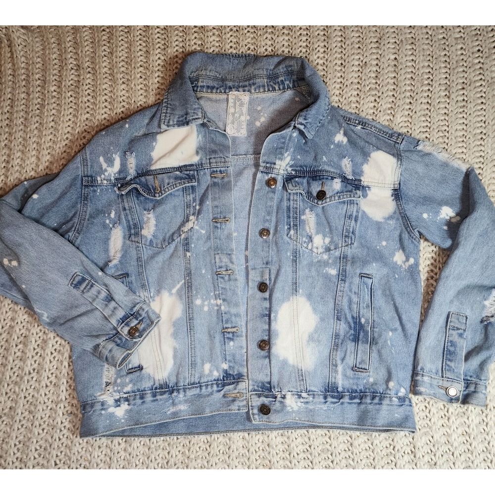 Sadie & Sage light acid wash denim jacket Size Large
